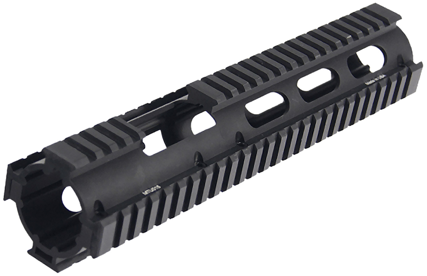 UTG MTU015         AR15 DROP-IN QUAD RAIL HANDGRD